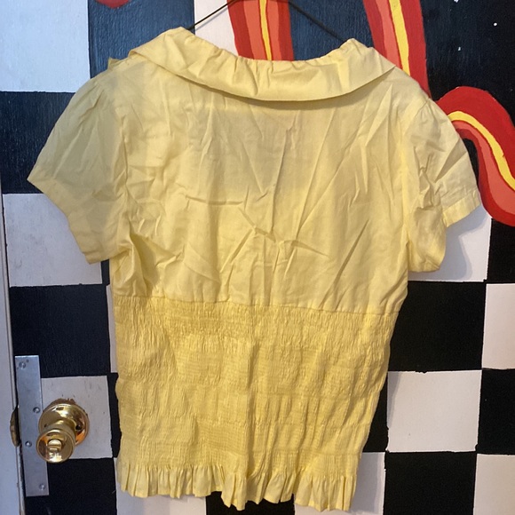 Yellow blouse - Picture 3 of 3